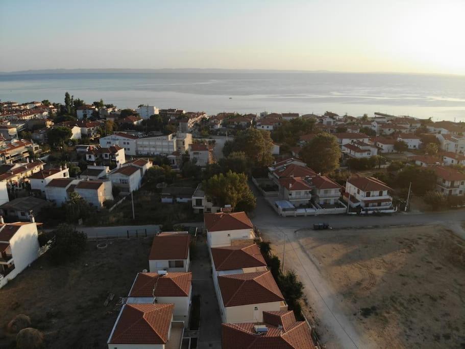 Orange Apartment Nikiti  Esterno foto